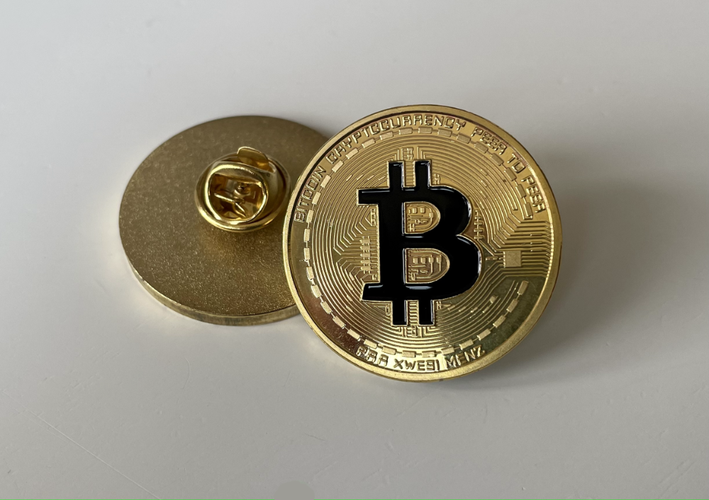 Gold metal bitcoin pin 2